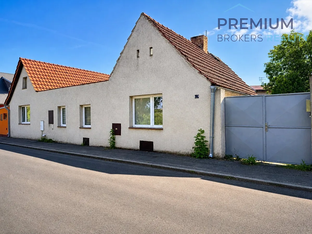 Prodej rodinného domu 120 m², pozemek 1353 m²